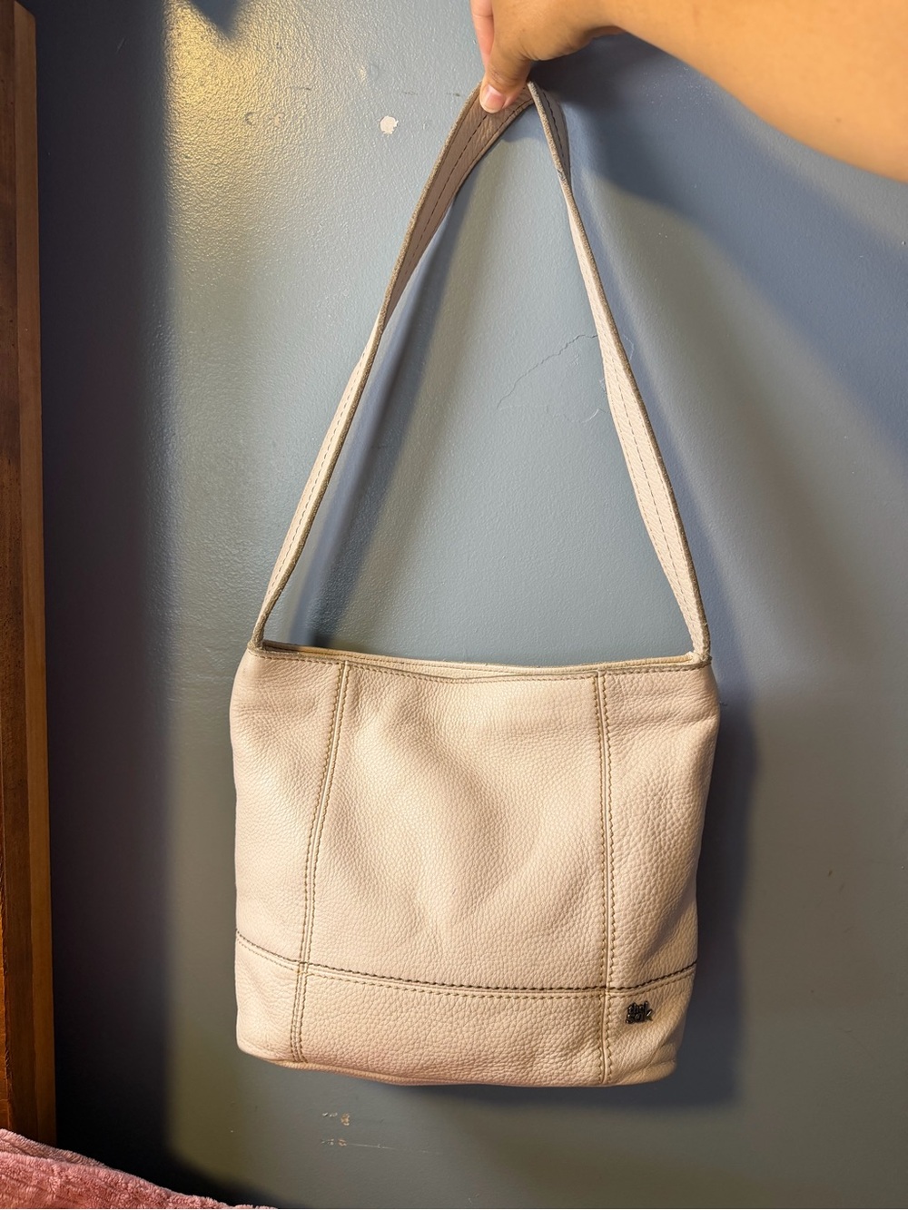 The Sak Cream Leather Shoulder Bag - Pebbled Hobo Style